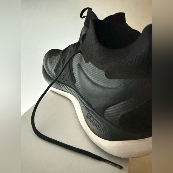 Lululemon Women’s Chargeful 2 Mid Workout Athletic Sneakers - Picture 15 of 16